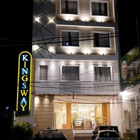 Hotel King'S Way Амритсар Экстерьер фото